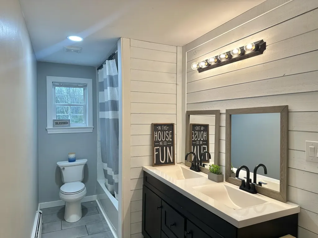 5 Ash Road Dedham ME 04429