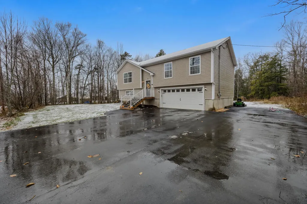 5 Ash Road Dedham ME 04429
