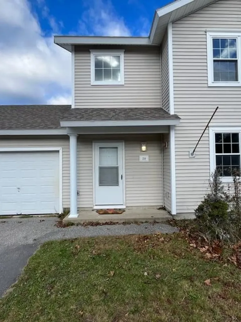 20 Forrestal Drive Brunswick ME 04011