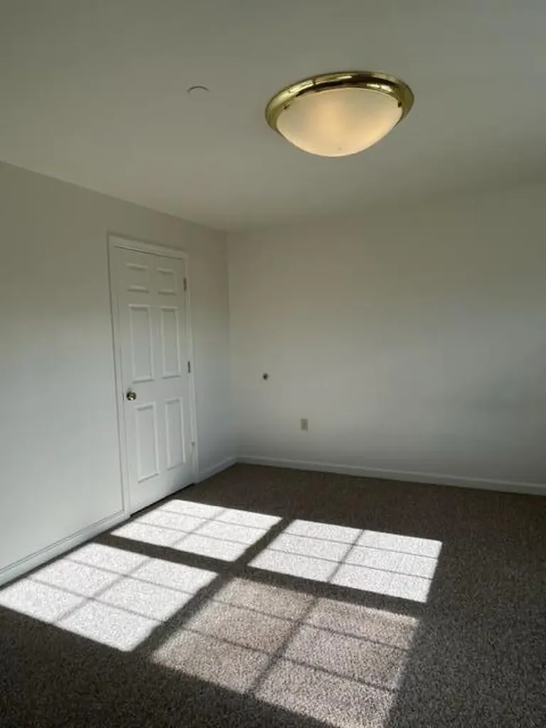 20 Forrestal Drive Brunswick ME 04011