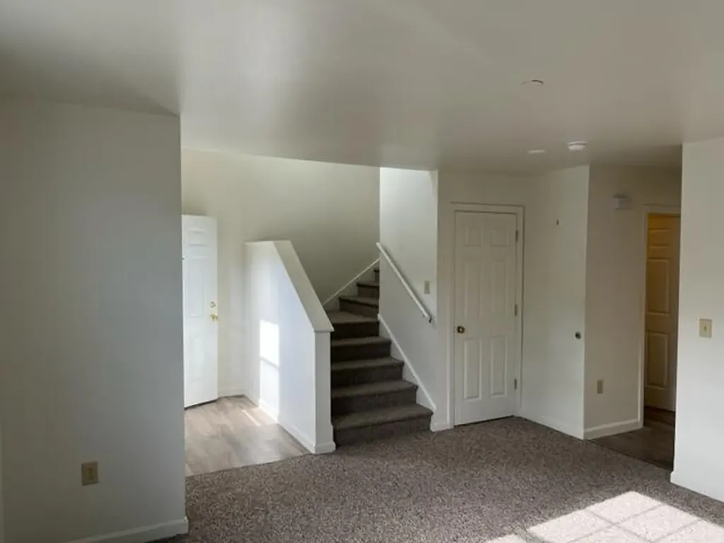 20 Forrestal Drive Brunswick ME 04011