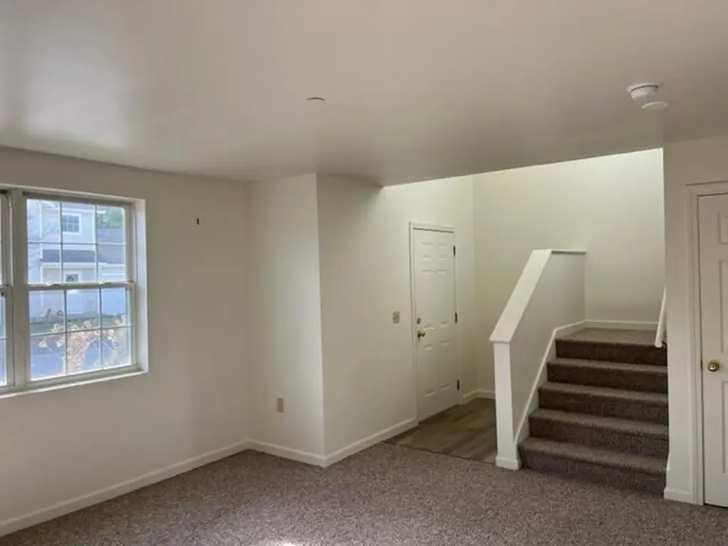 20 Forrestal Drive Brunswick ME 04011