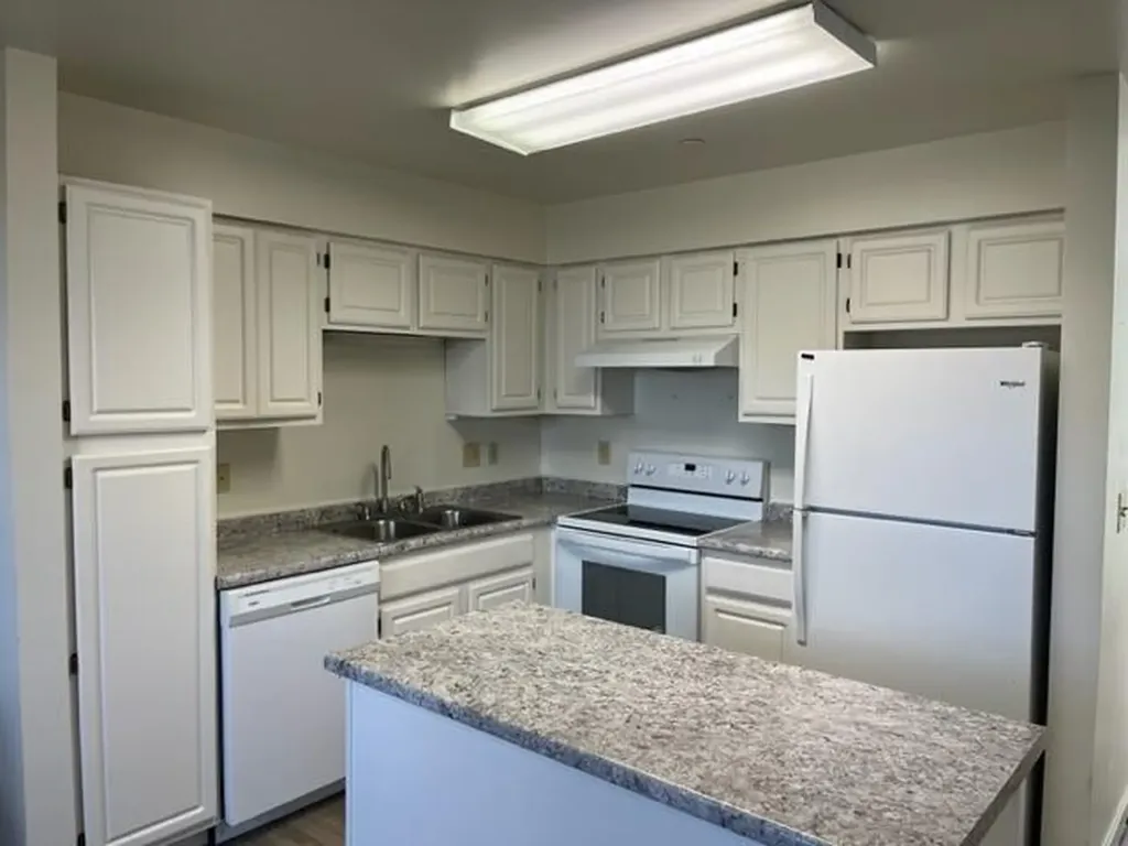 20 Forrestal Drive Brunswick ME 04011