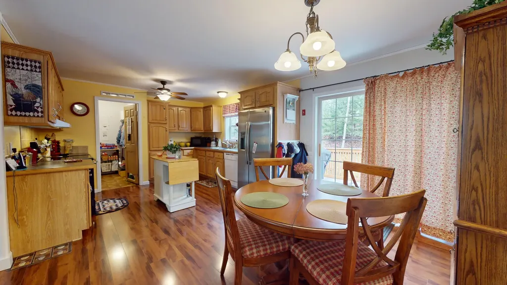 39 Shady Lane Wiscasset ME 04578