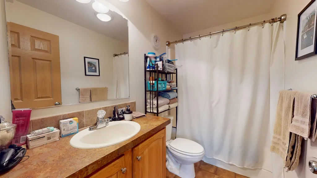 39 Shady Lane Wiscasset ME 04578