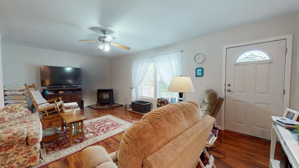 39 Shady Lane Wiscasset ME 04578