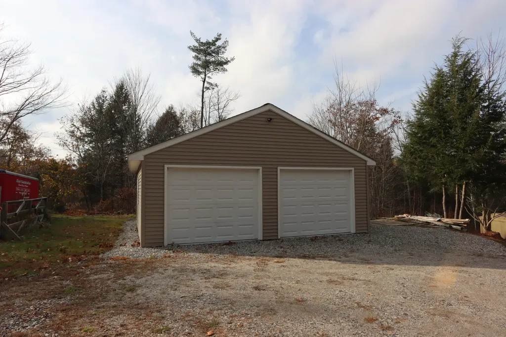 39 Shady Lane Wiscasset ME 04578