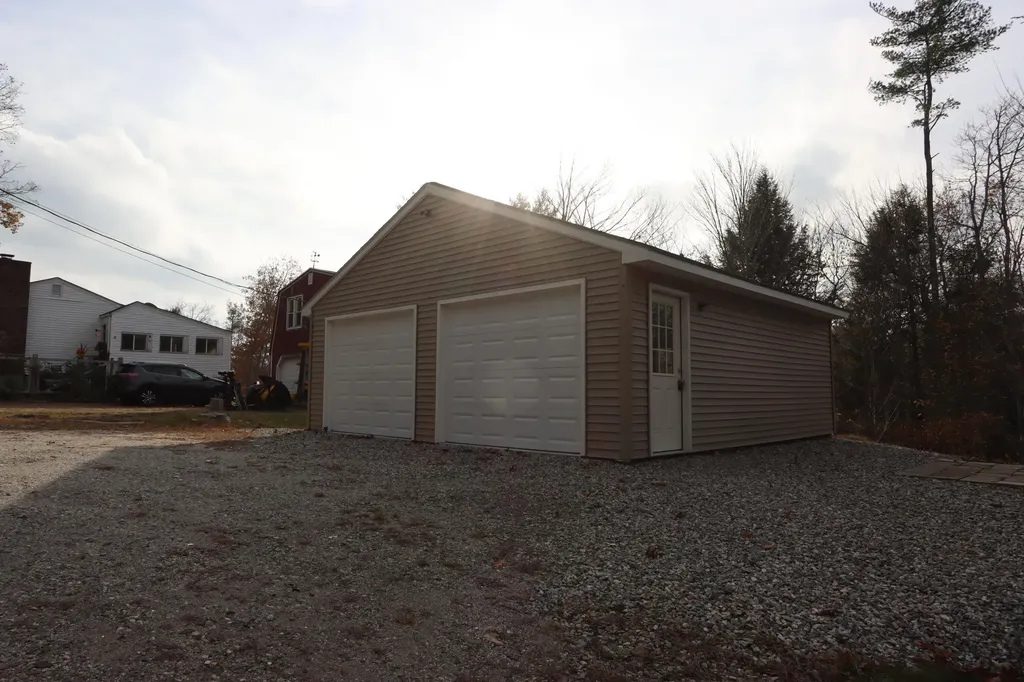 39 Shady Lane Wiscasset ME 04578
