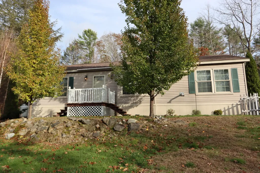39 Shady Lane Wiscasset ME 04578