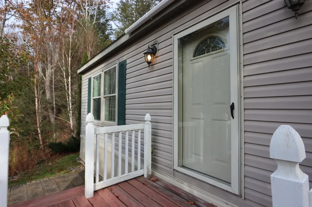 39 Shady Lane Wiscasset ME 04578