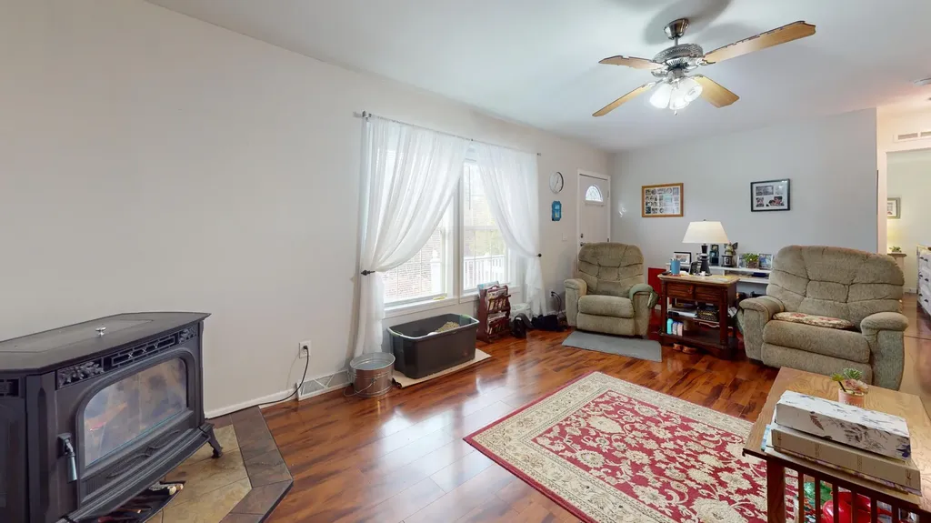 39 Shady Lane Wiscasset ME 04578