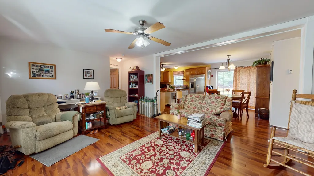 39 Shady Lane Wiscasset ME 04578