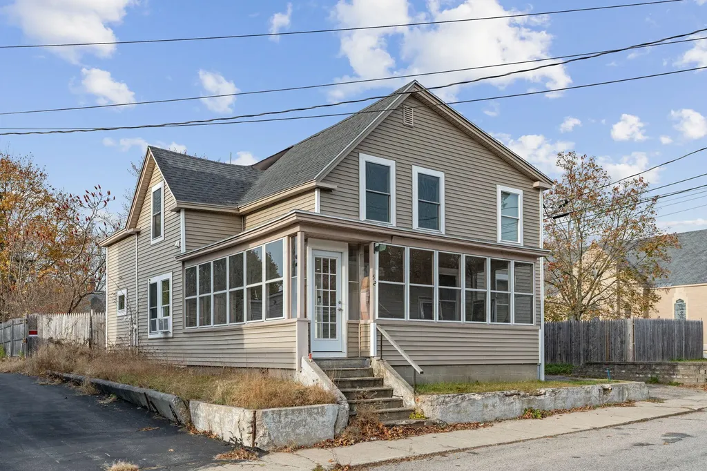 52 North Avenue Sanford ME 04073