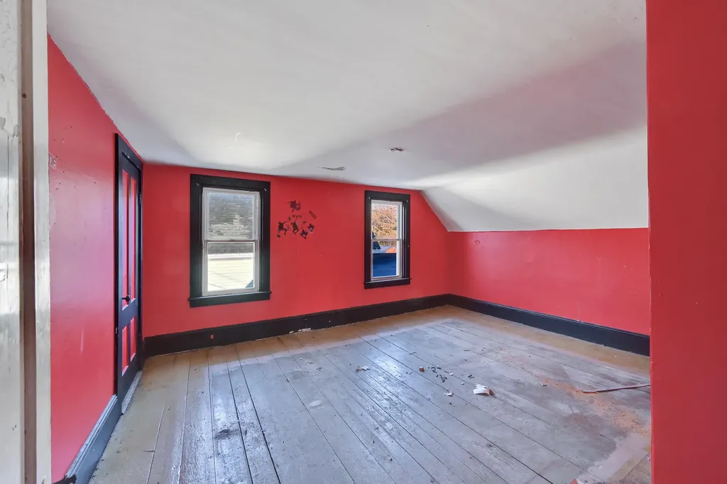 24 Hayes Street Old Town ME 04468