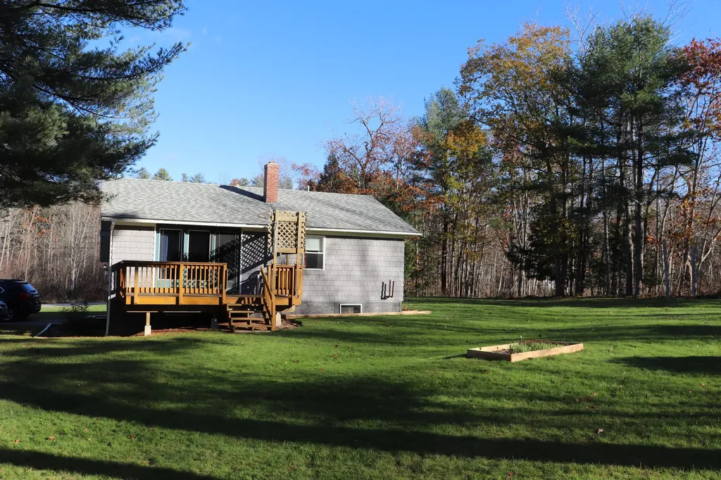 1192 Millvale Road Bucksport ME 04416