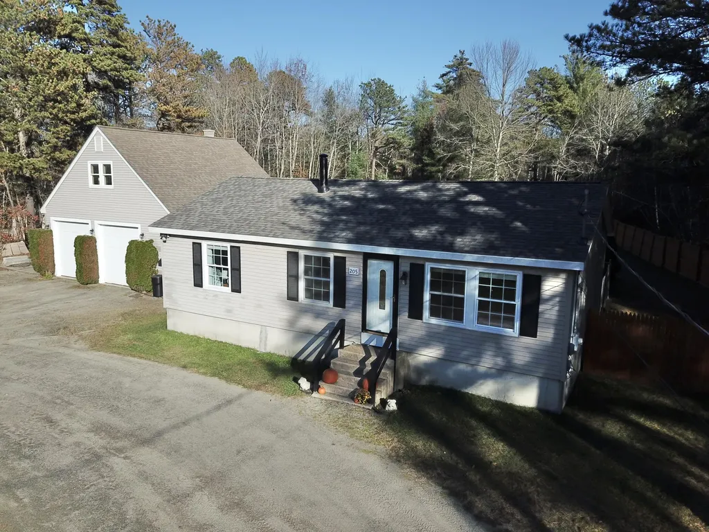 205 Buff Brook Road Waterboro ME 04087