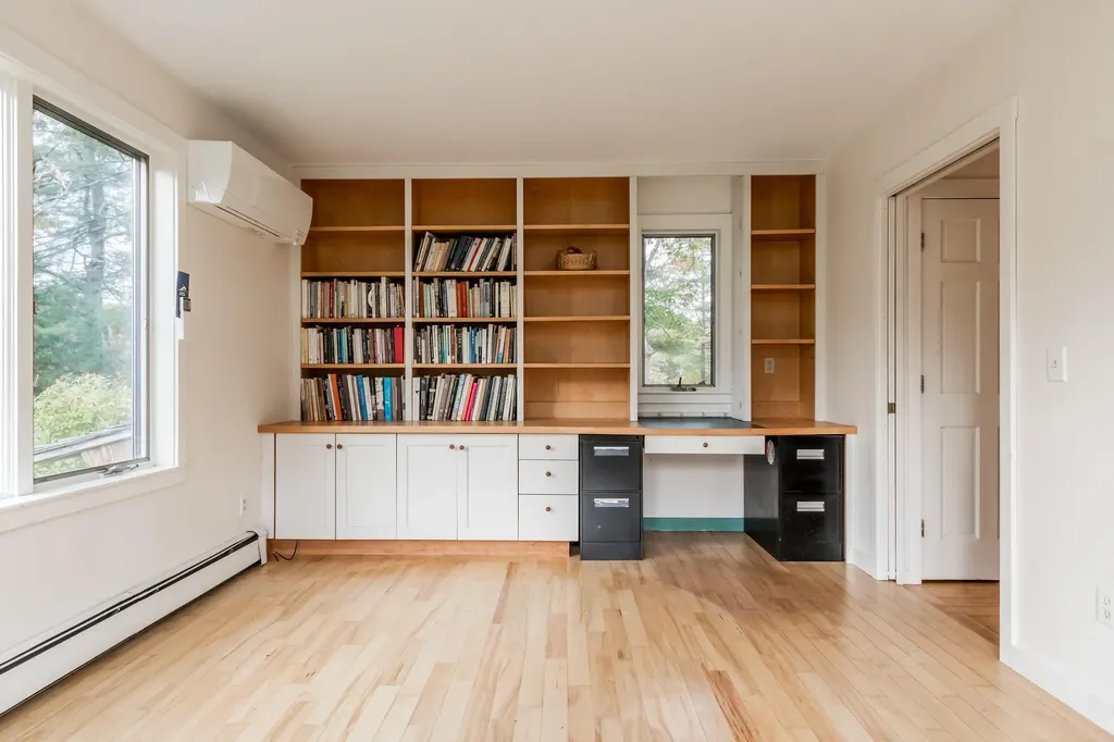 29 Clancy Road Dresden ME 04342