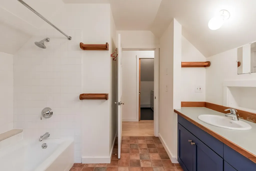 29 Clancy Road Dresden ME 04342