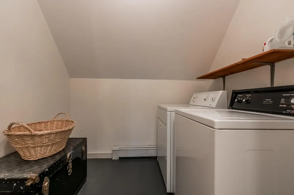 29 Clancy Road Dresden ME 04342