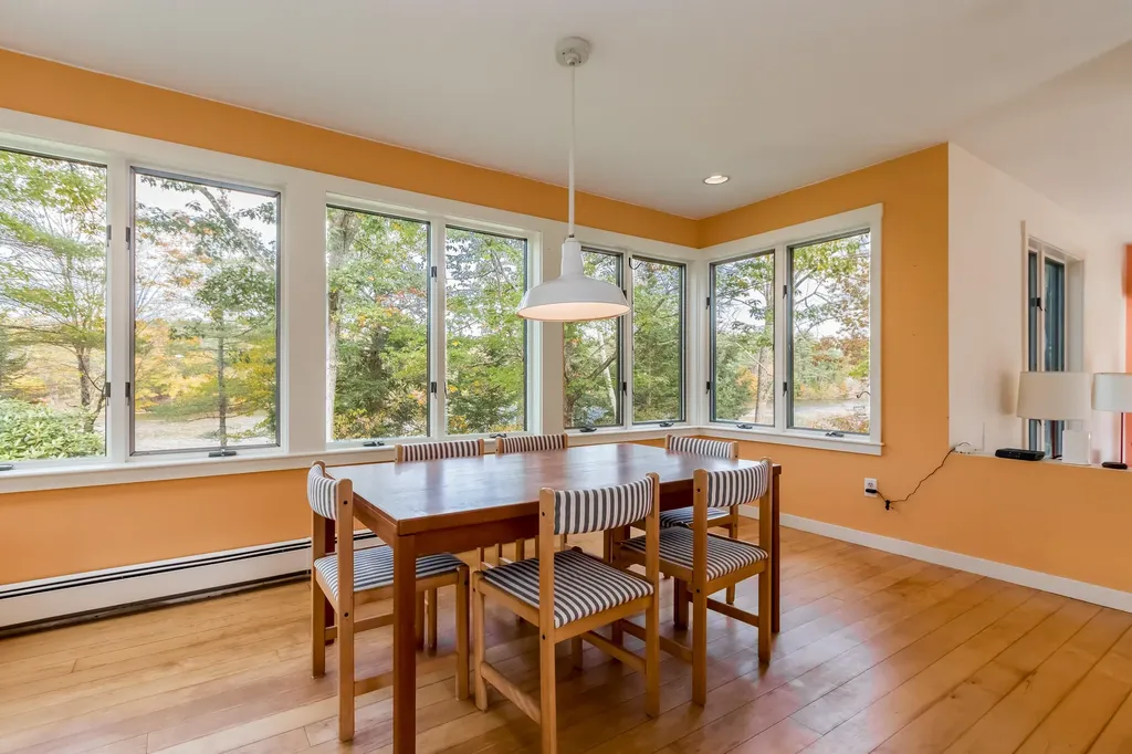 29 Clancy Road Dresden ME 04342