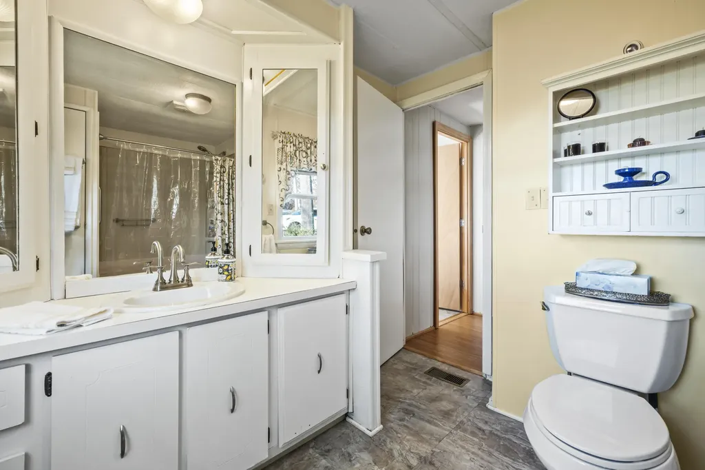 26 Sandalwood Circle Kittery ME 03904