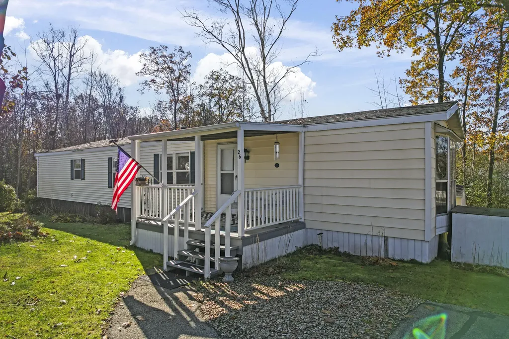 26 Sandalwood Circle Kittery ME 03904