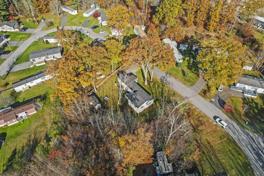 26 Sandalwood Circle Kittery ME 03904