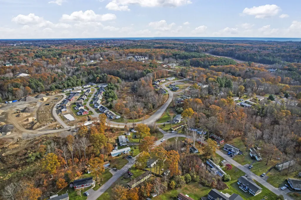 26 Sandalwood Circle Kittery ME 03904