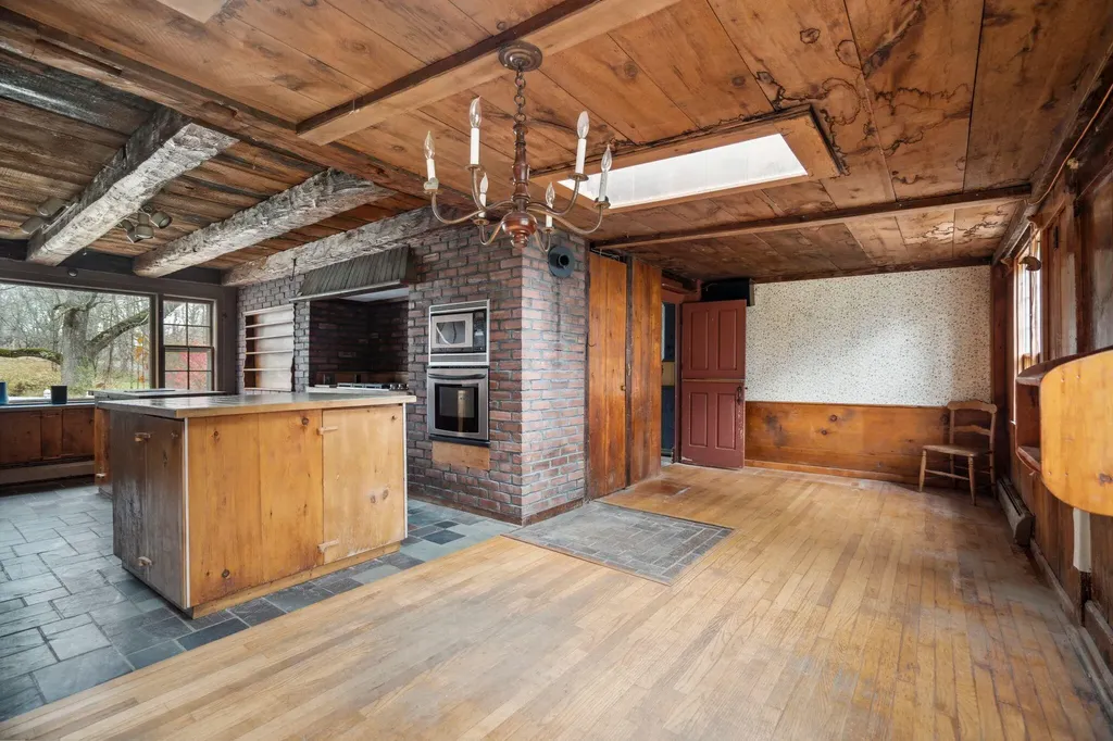 760 Mountain Road Parsonsfield ME 04047