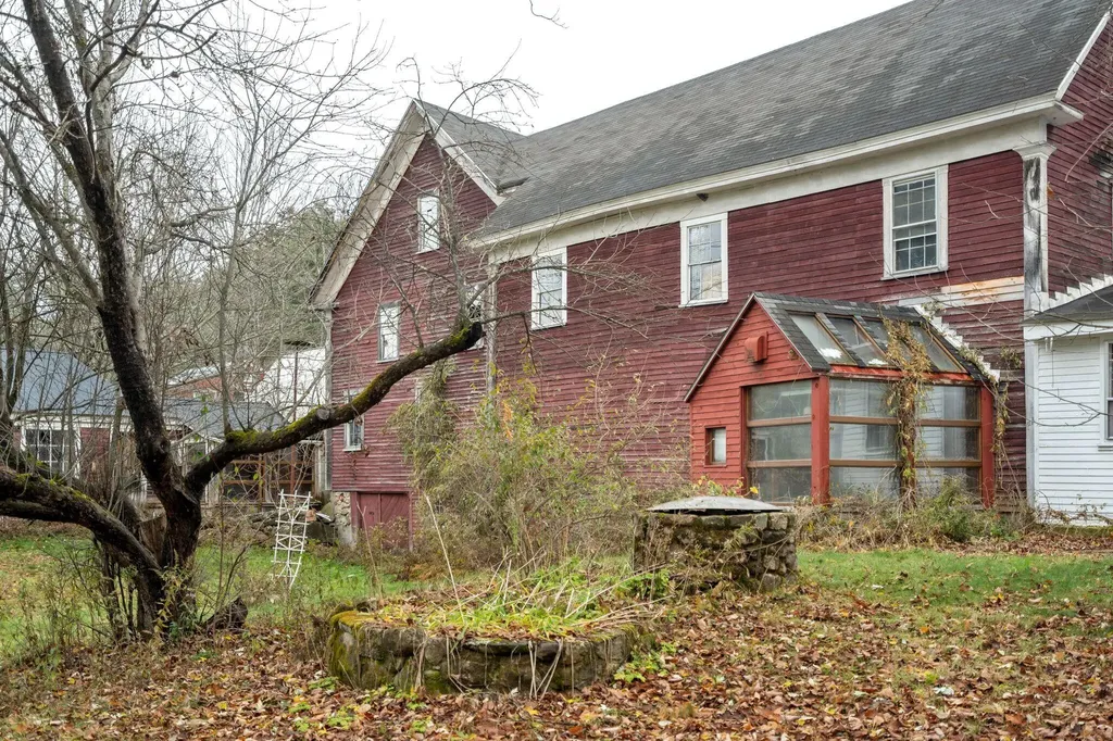 760 Mountain Road Parsonsfield ME 04047