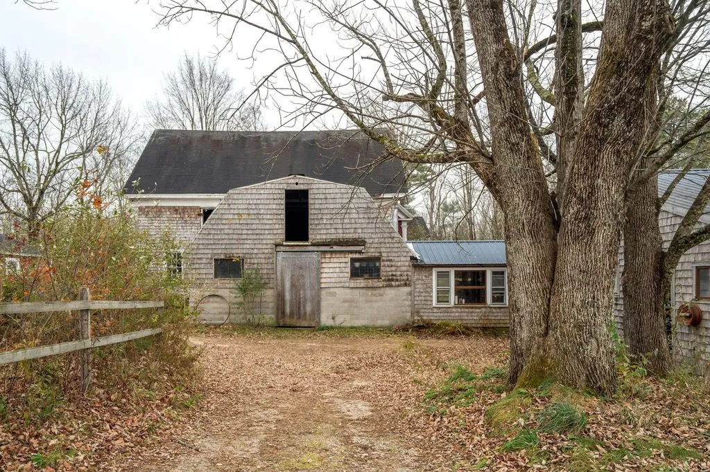 760 Mountain Road Parsonsfield ME 04047
