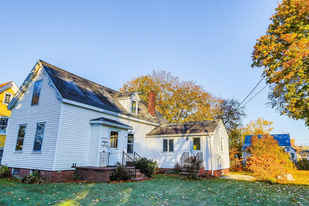 23 Edmund S Muskie Street South Portland ME 04106