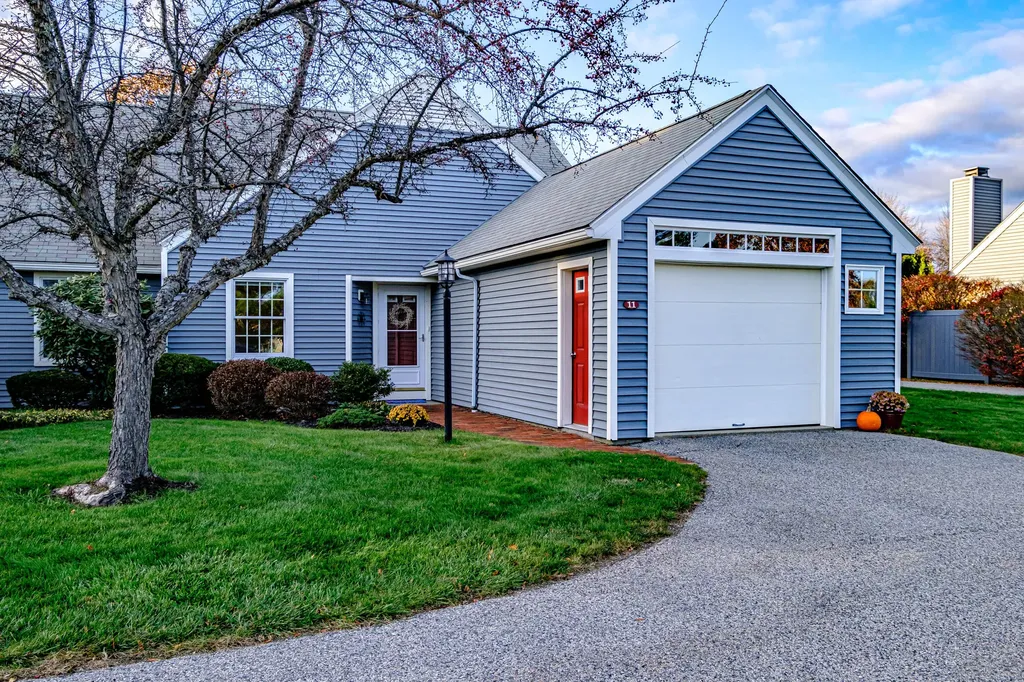 11 Linden Court Cumberland ME 04021