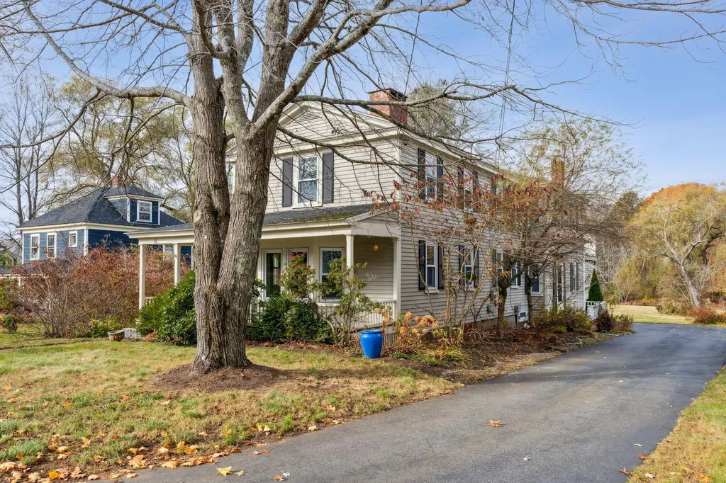 18 School Street Kennebunkport ME 04046