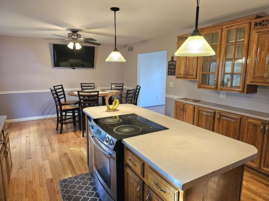 5 Pineland Street Lewiston ME 04240