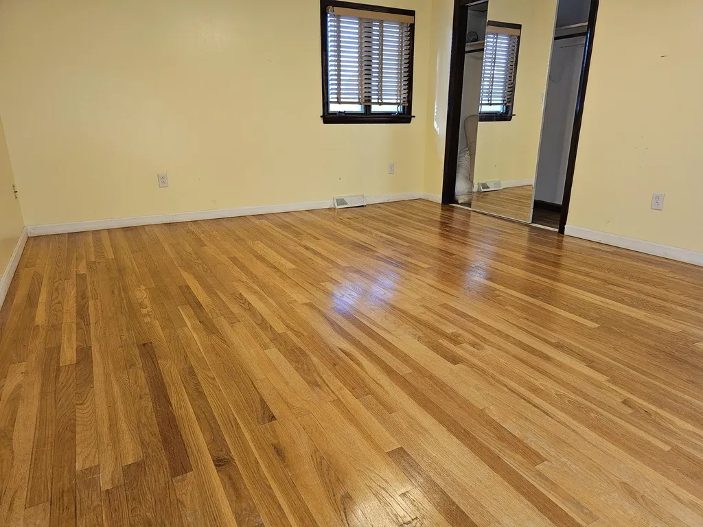 5 Pineland Street Lewiston ME 04240