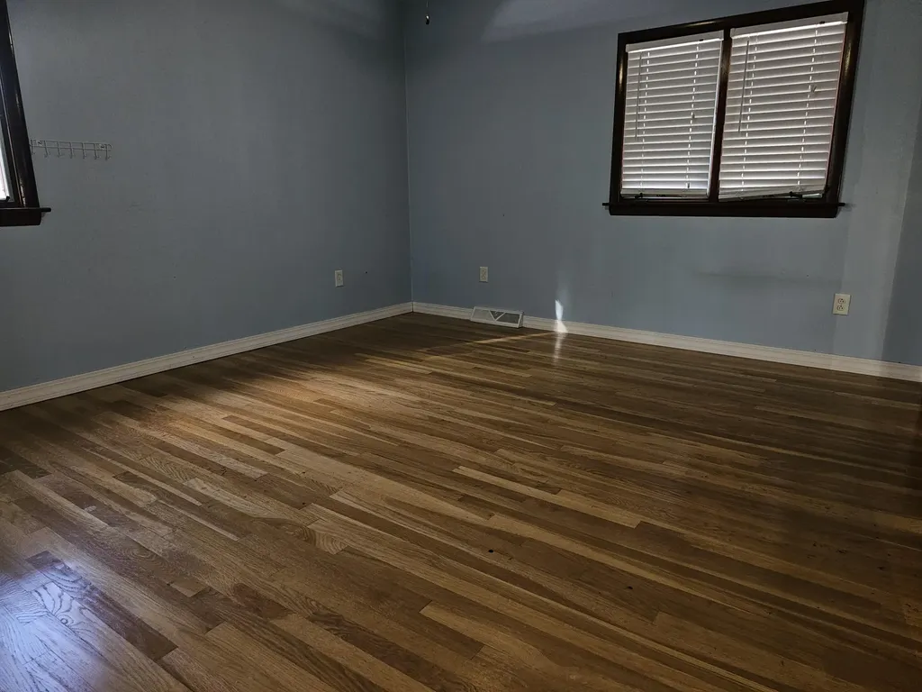 5 Pineland Street Lewiston ME 04240