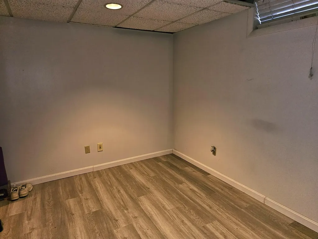 5 Pineland Street Lewiston ME 04240