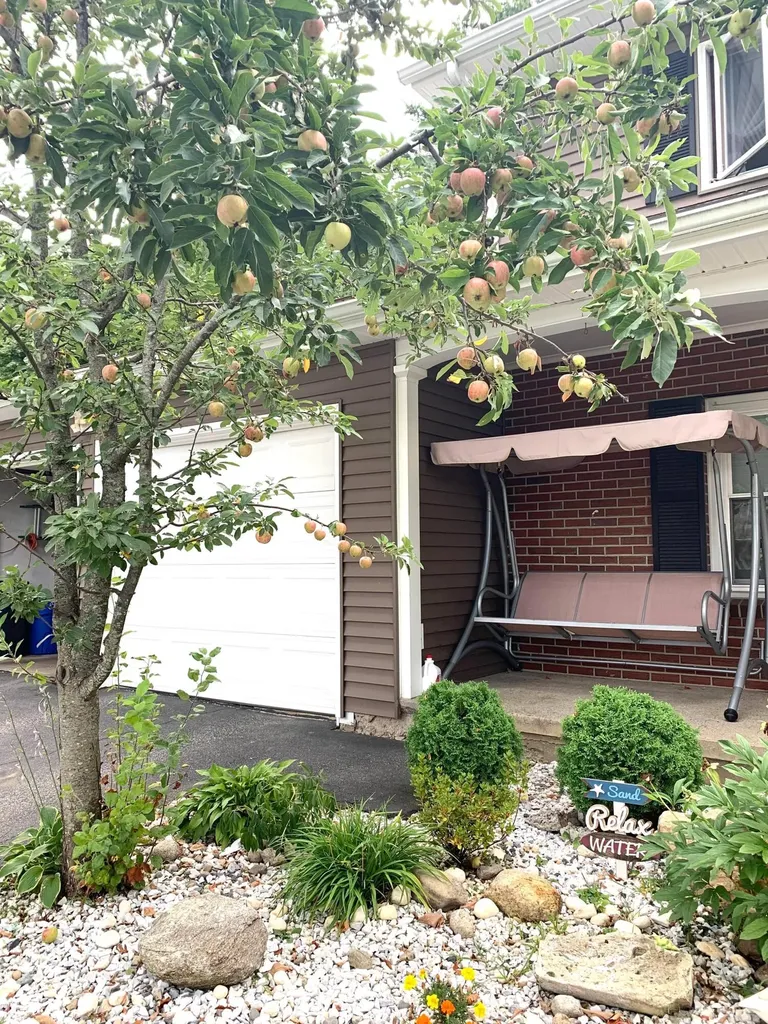 5 Pineland Street Lewiston ME 04240