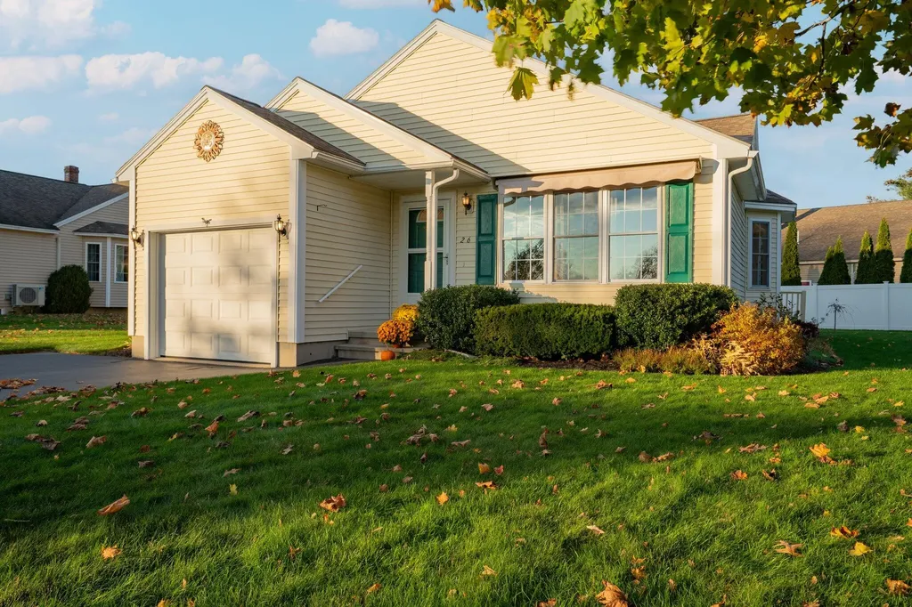 26 Helens Way Sanford ME 04073