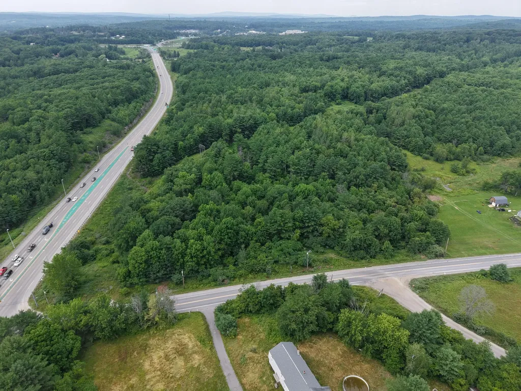450 W River Road Augusta ME 04330