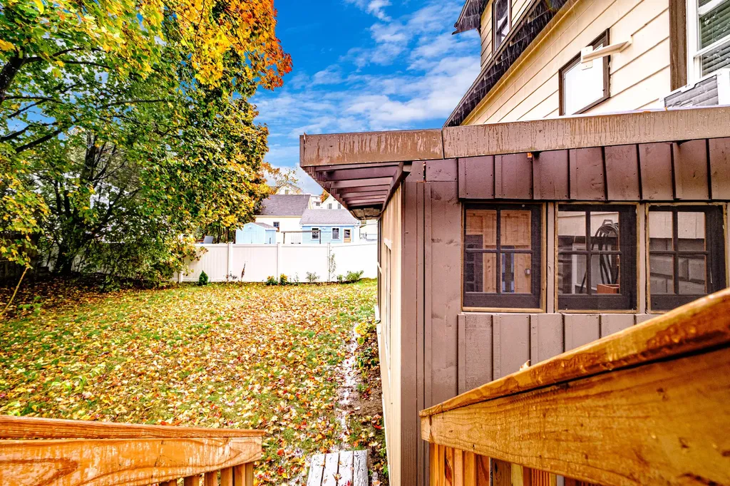 29 Prescott Street Sanford ME 04073