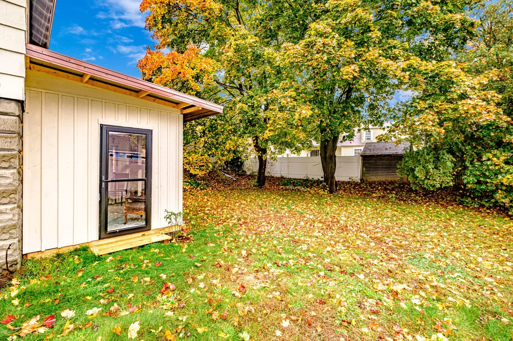 29 Prescott Street Sanford ME 04073