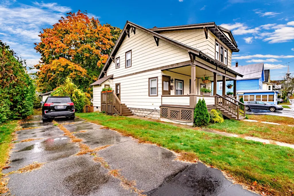 29 Prescott Street Sanford ME 04073