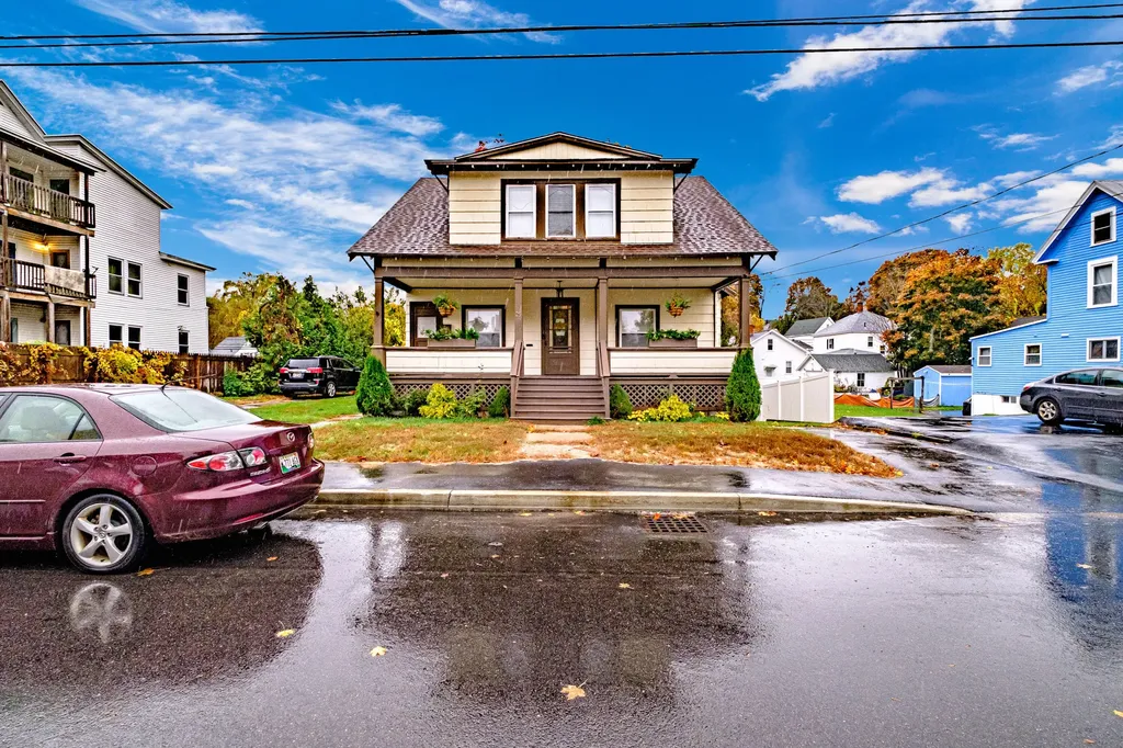 29 Prescott Street Sanford ME 04073