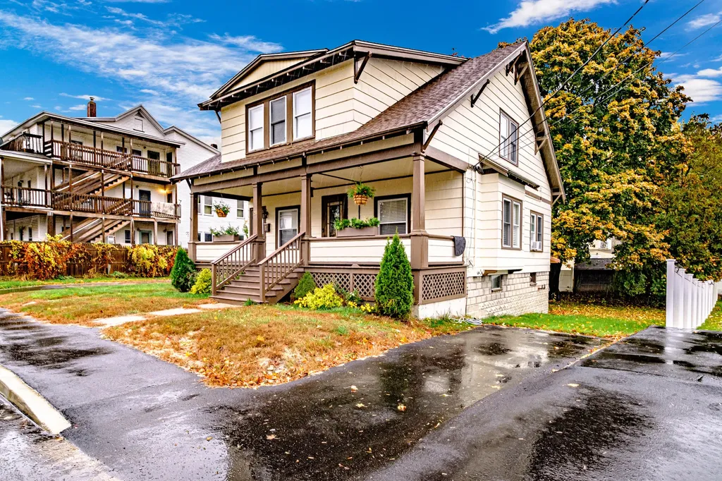 29 Prescott Street Sanford ME 04073