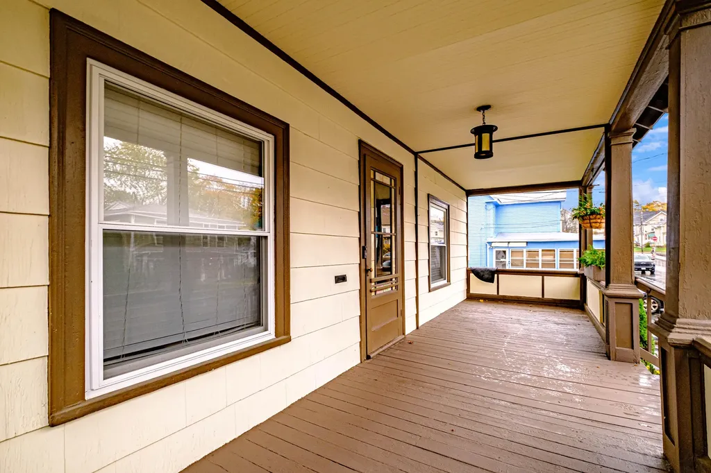 29 Prescott Street Sanford ME 04073