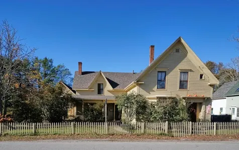 15 Harbor Road Friendship ME 04547