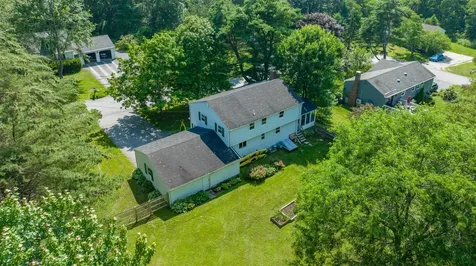 9 Hallmark Road Cumberland ME 04110