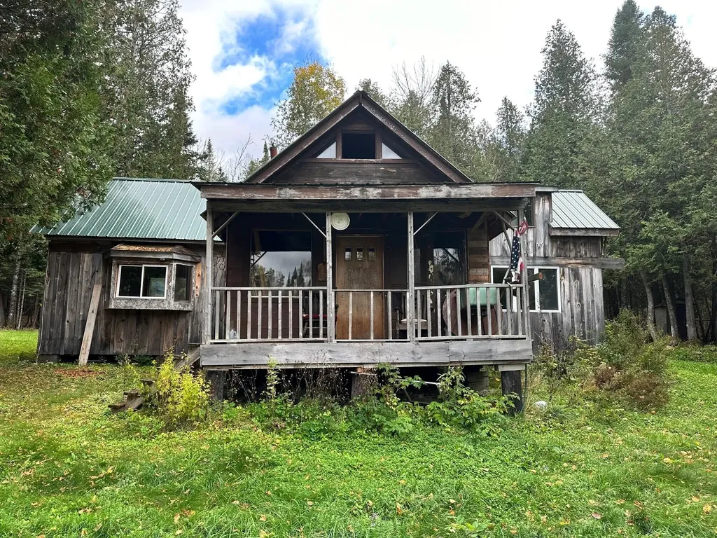 864 Sheridan Road Ashland ME 04732